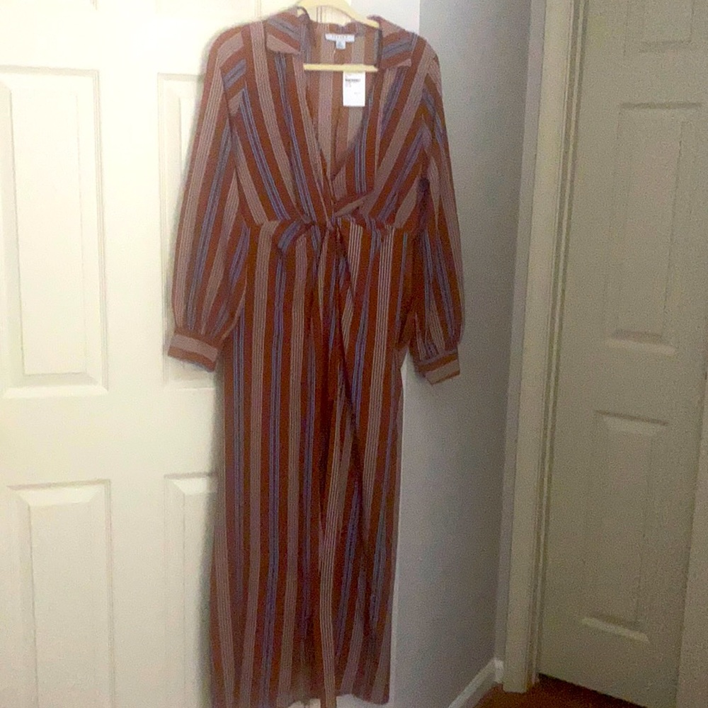 Women’s dress. Size Medium